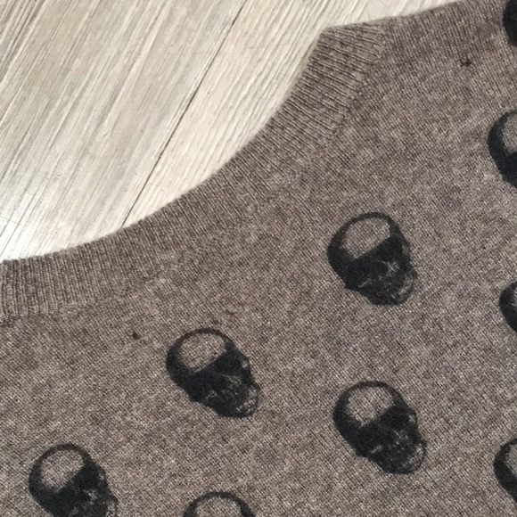 360 Skull Cashmere Cara Jack Brown Skull Print Cashmere Sweater Size S - Picture 12 of 13